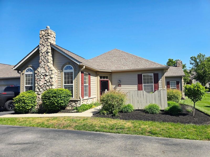 2161 William T Circle, Lancaster, OH 43130 Photo 1