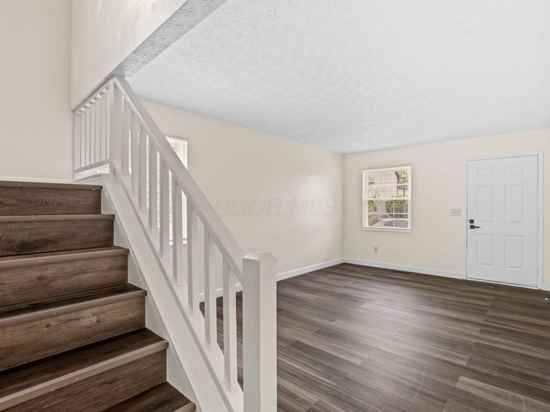 4848 Duke Philip Drive, Unit 25B, Hilliard, OH 43026 Photo 12