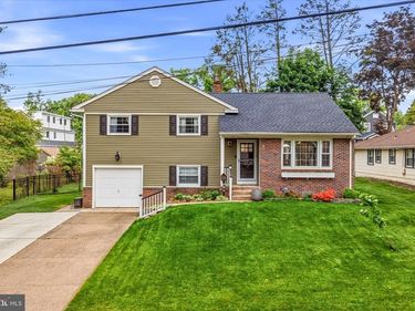404 GRAISBURY AVENUE, HADDONFIELD, NJ 08033