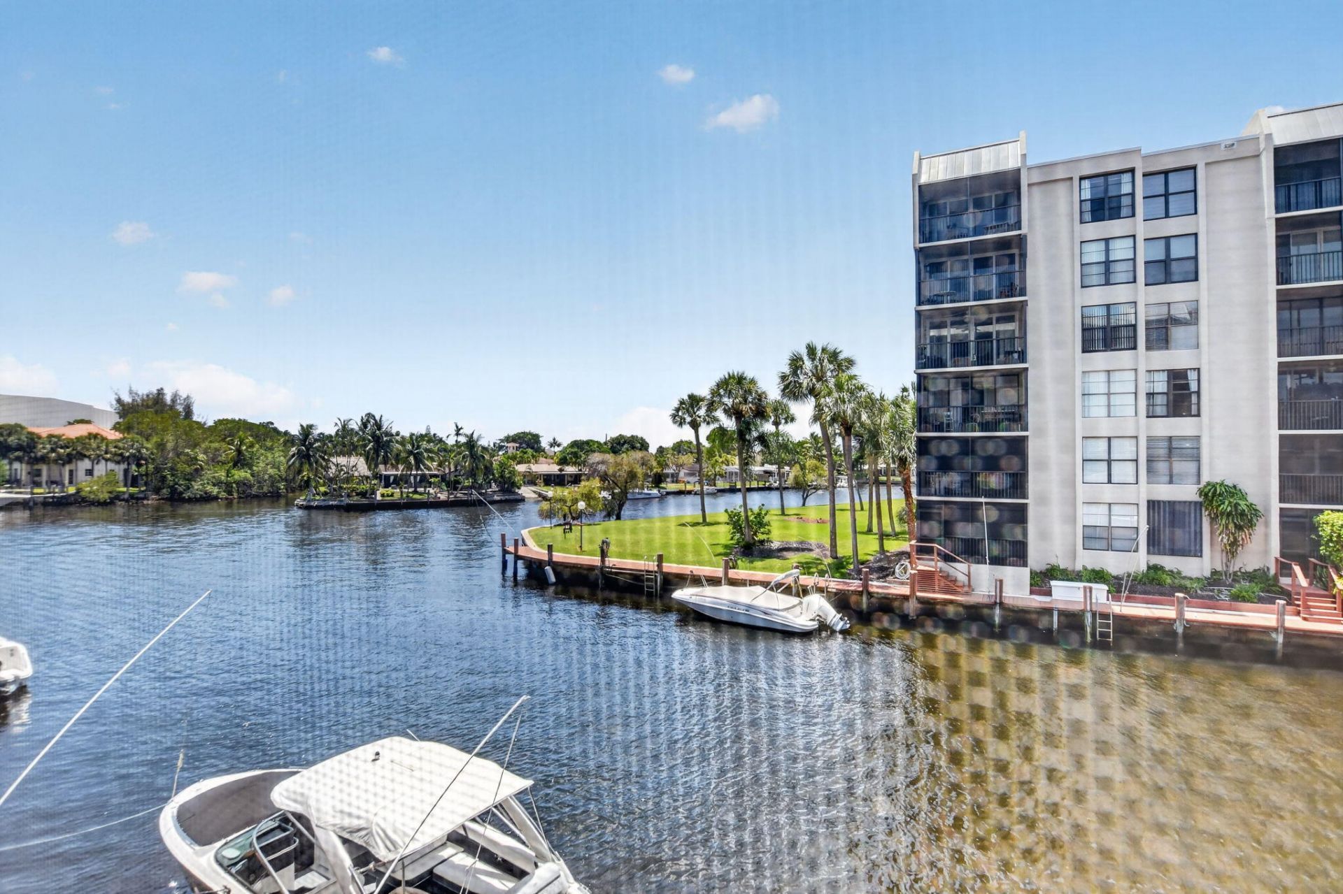 8 Royal Palm Way, Unit 203, Boca Raton, FL 33432 Photo