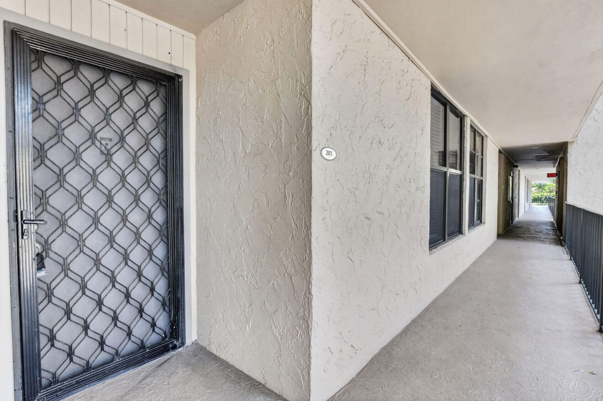 8 Royal Palm Way, Unit 203, Boca Raton, FL 33432 Photo