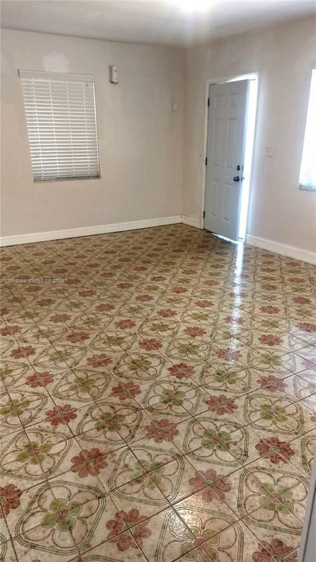 214 NW 49th Ave , Unit Front, Miami, FL 33126 Photo