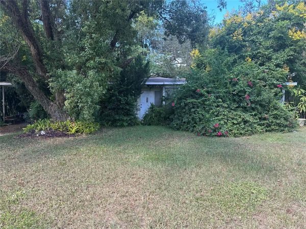 112 MISSION HILLS AVENUE, TEMPLE TERRACE, FL 33617