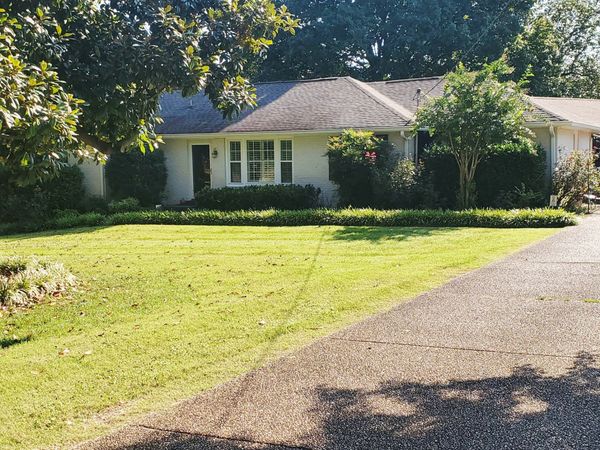 5221 Stallworth Dr, Nashville, TN 37220