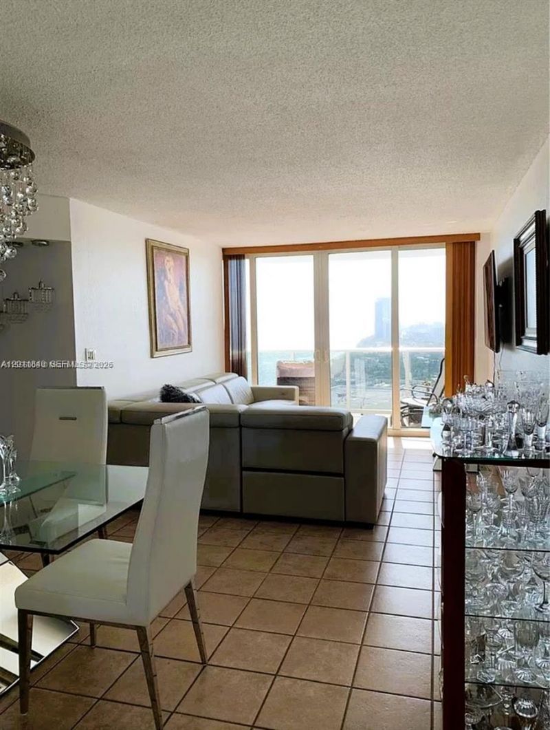 3140 S Ocean Dr , Unit 2303, Hallandale Beach, FL 33009 Photo