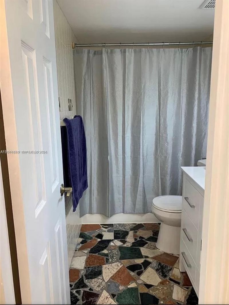 3140 S Ocean Dr , Unit 2303, Hallandale Beach, FL 33009 Photo