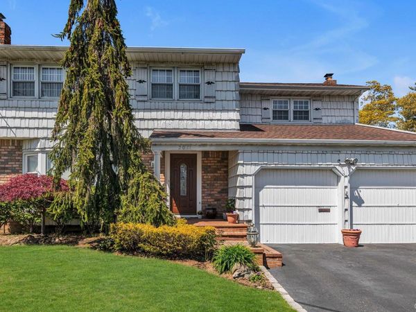 2011 Abbot Avenue , Merrick, NY 11566