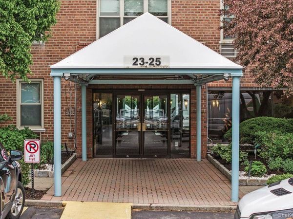 23-25 Bell Boulevard Boulevard , Unit 2A, Bayside, NY 11360