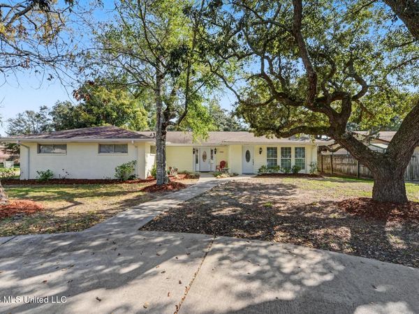 332 Eastview Drive, Biloxi, MS 39531