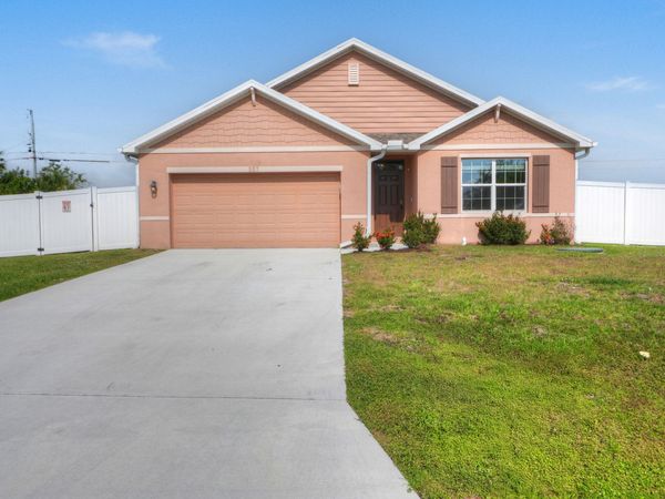 557 SW Columbus Drive, Port St. Lucie, FL 34953