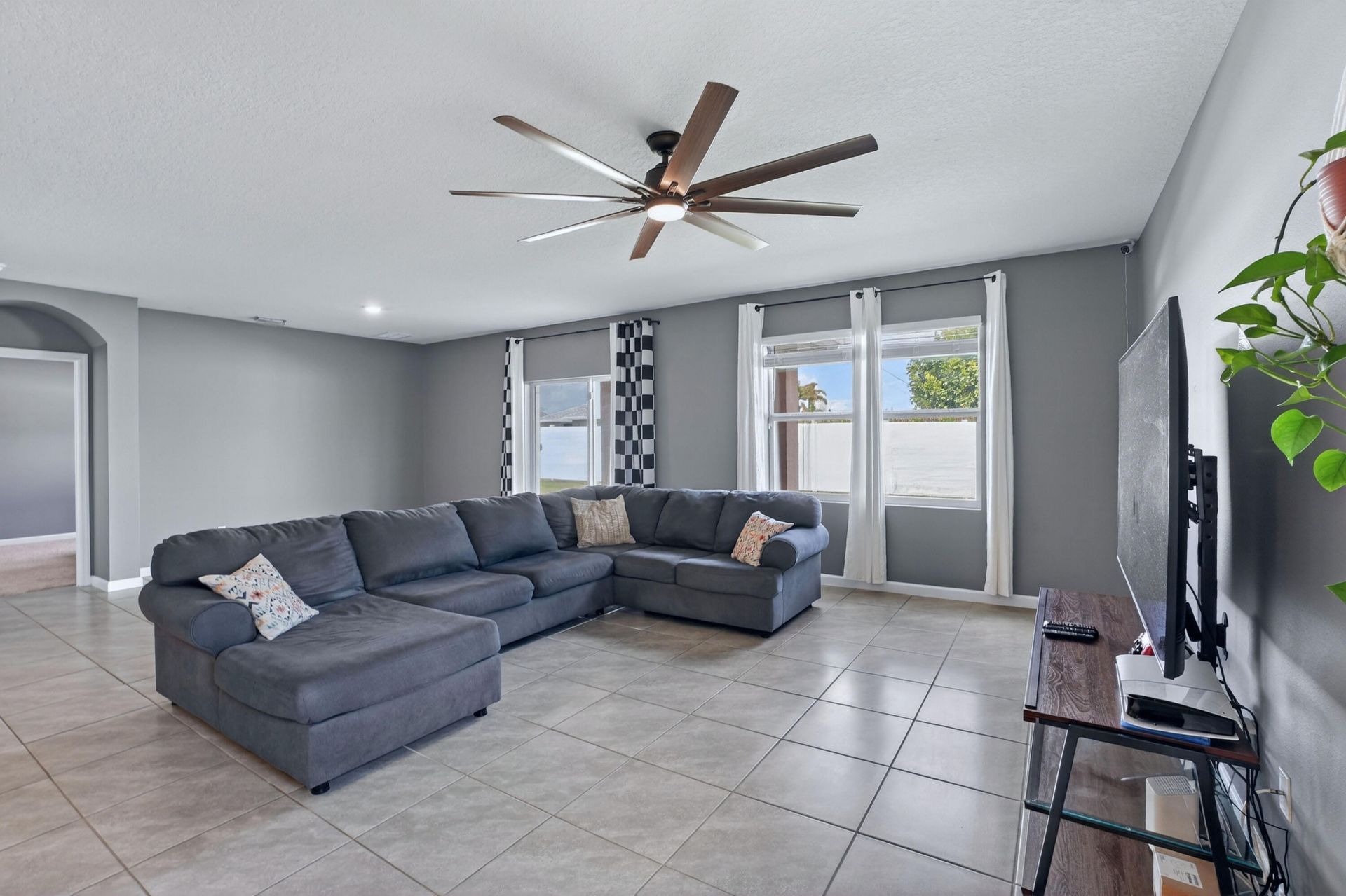 557 SW Columbus Drive, Port Saint Lucie, FL 34953 Photo