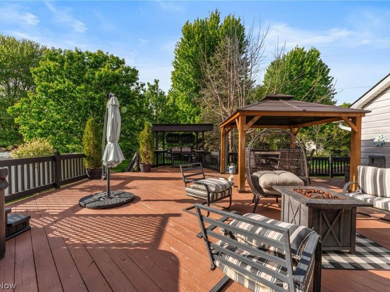 175 Crestview Drive , Elyria, OH 44035 Photo 18