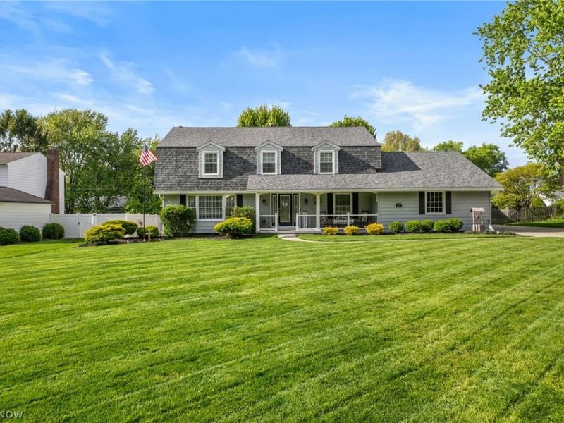 175 Crestview Drive , Elyria, OH 44035 Photo 2