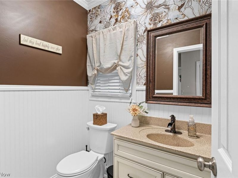175 Crestview Drive , Elyria, OH 44035 Photo 31