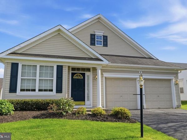 6 SAGEBRUSH LANE , LANGHORNE, PA 19047