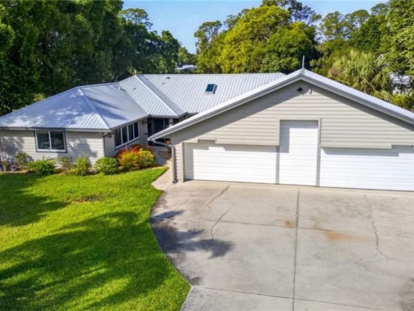6810 Tech CT, FORT MYERS, FL 33905