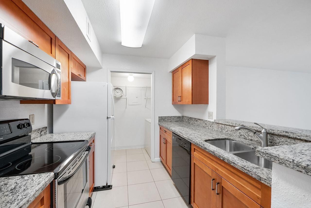 875 Riverside Drive, Coral Springs, FL 33071 Photo