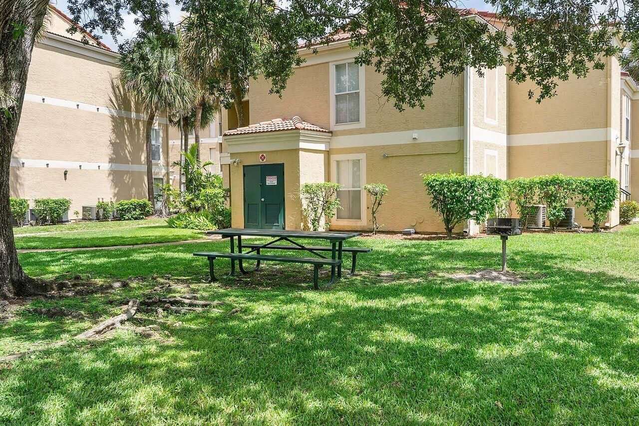 875 Riverside Drive, Coral Springs, FL 33071 Photo