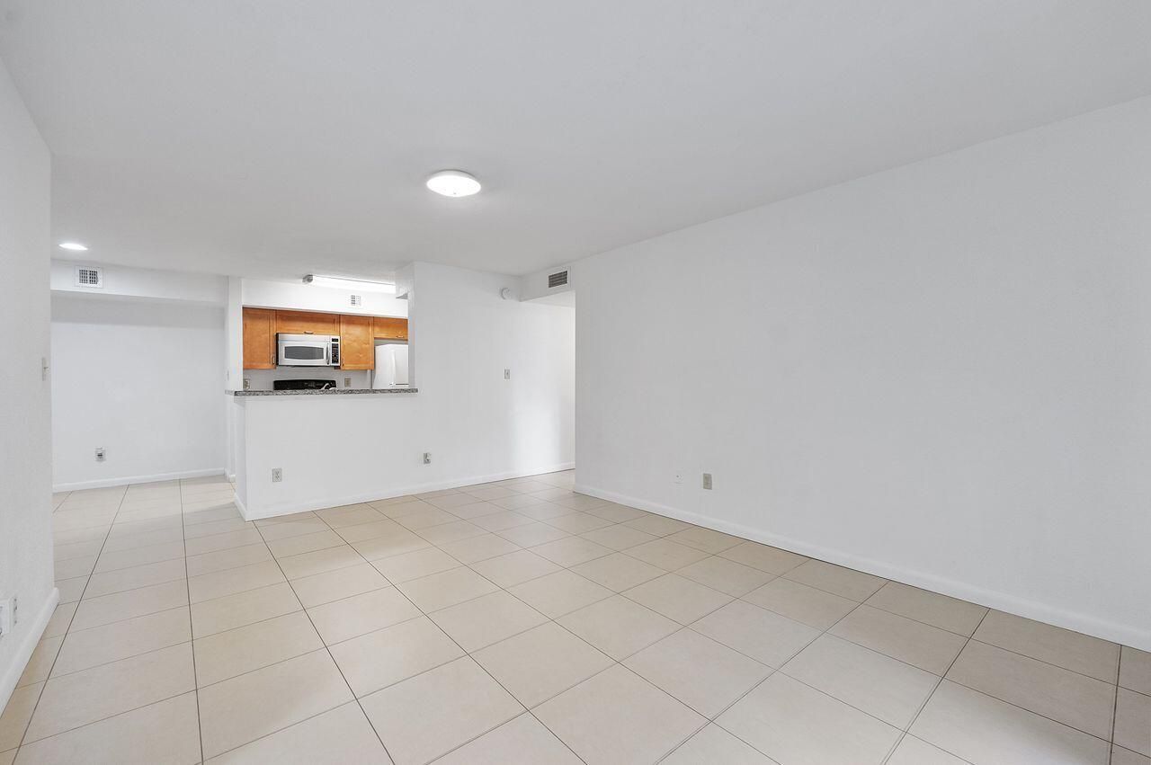 875 Riverside Drive, Coral Springs, FL 33071 Photo