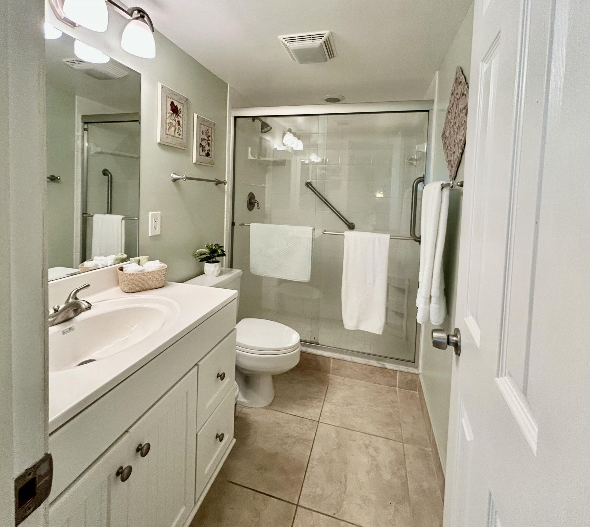4801 Esedra Court, Unit 104, Lake Worth, FL 33467 Photo