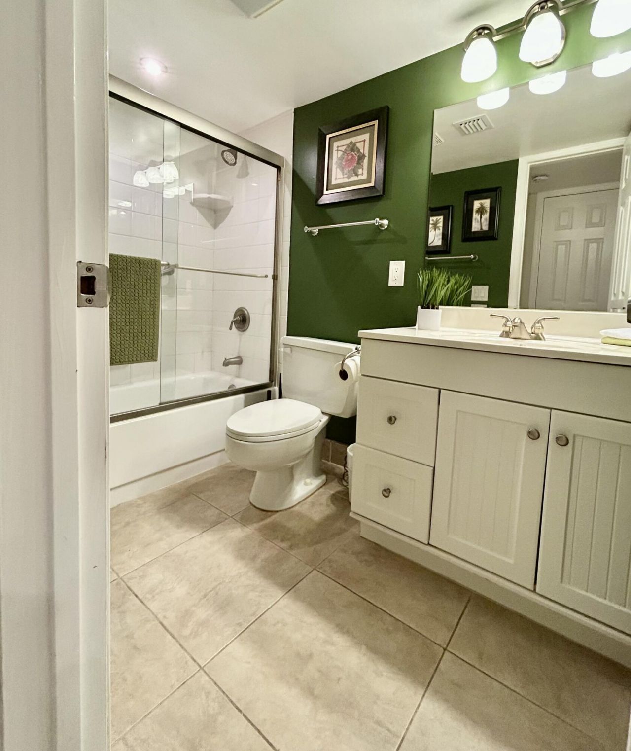 4801 Esedra Court, Unit 104, Lake Worth, FL 33467 Photo