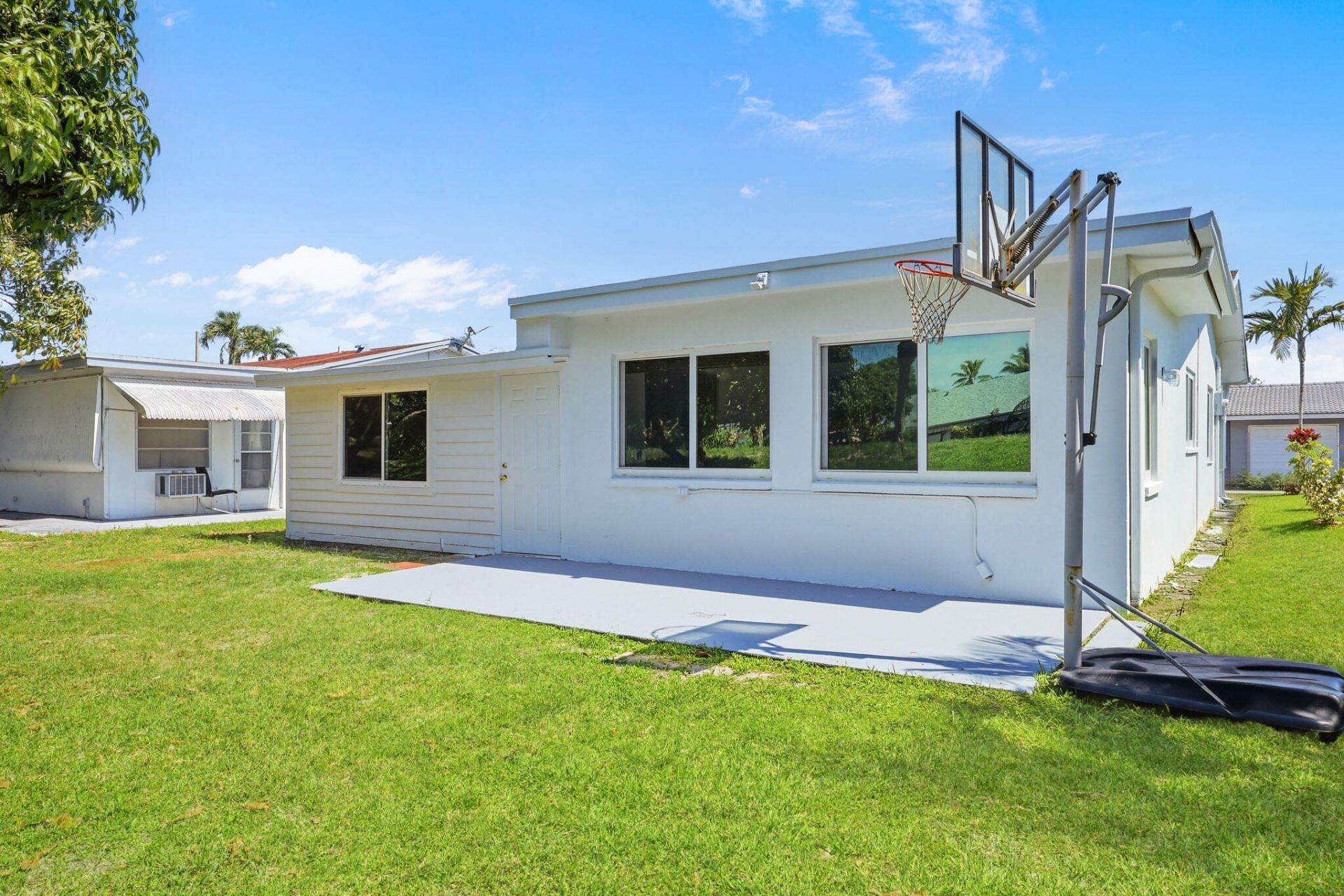 6703 NW 62nd Street, Tamarac, FL 33321 Photo