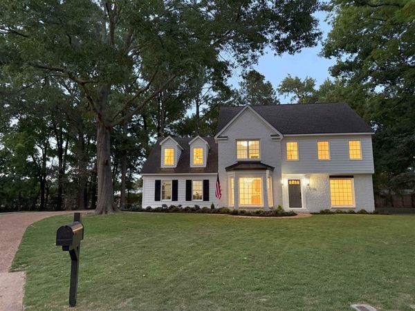 2118 HUNDRED OAKS CV, Germantown, TN 38139