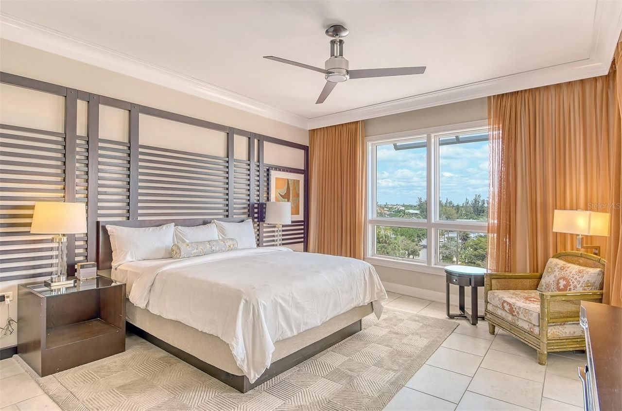 915 Seaside Drive , Unit 312, Weeks, Sarasota, FL 34242 Photo