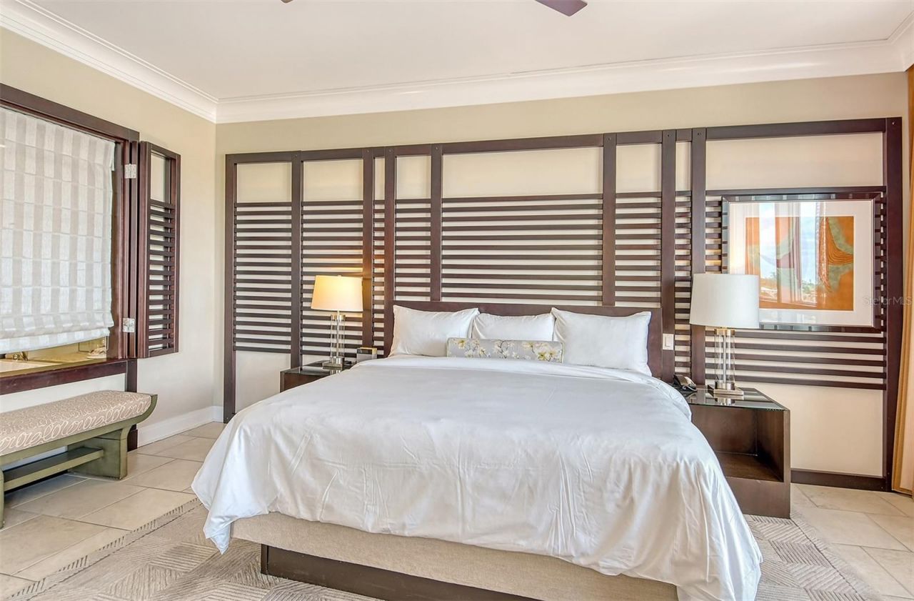 915 Seaside Drive , Unit 312, Weeks, Sarasota, FL 34242 Photo