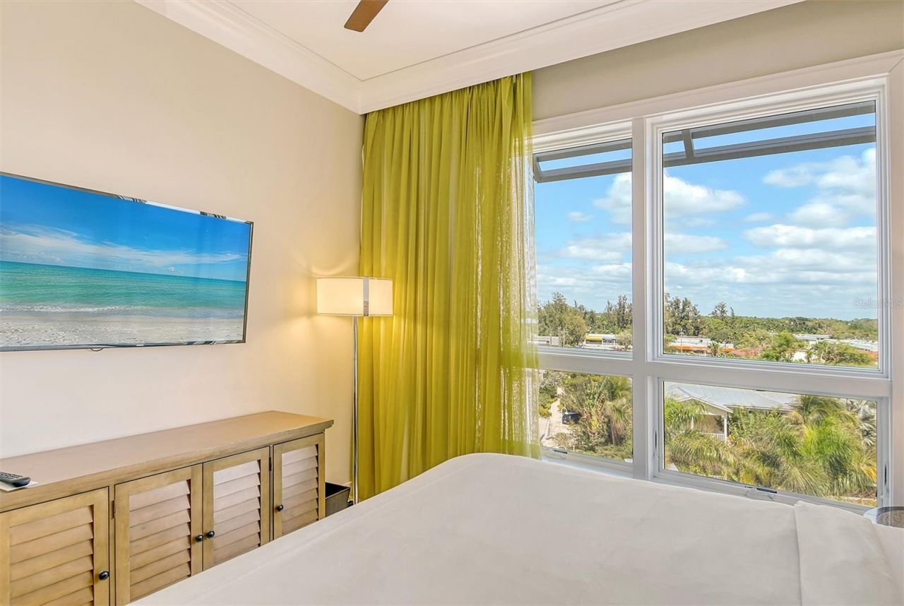915 Seaside Drive , Unit 312, Weeks, Sarasota, FL 34242 Photo