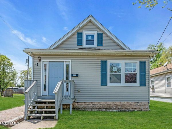 41 Harding Avenue, Keansburg, NJ 07734