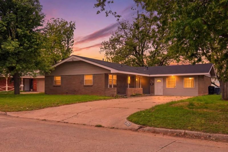 3717 N Eagle Lane, Bethany, OK 73008 Main Photo
