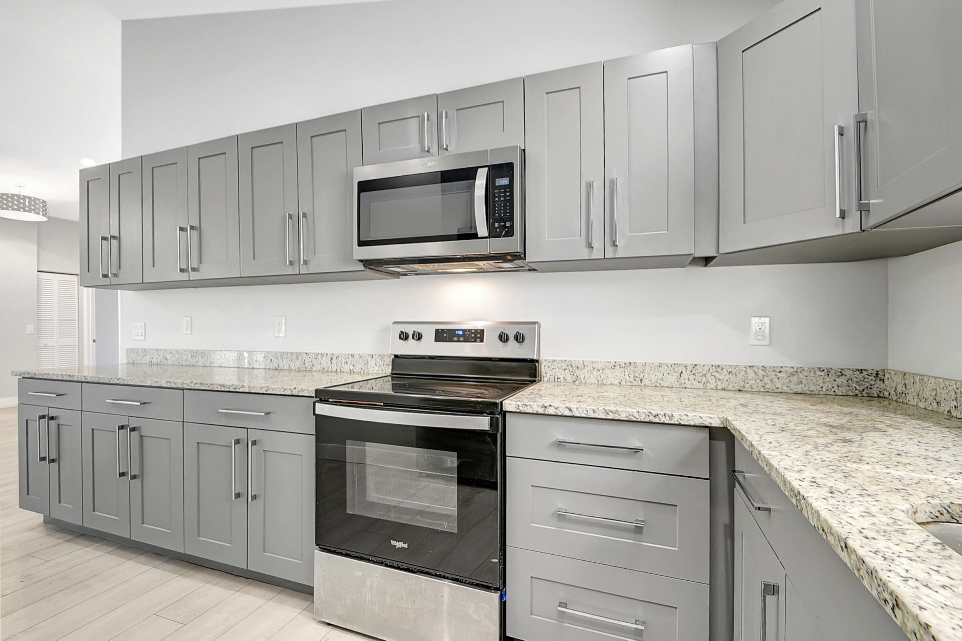 215 NW 40th Avenue, Delray Beach, FL 33445 Photo