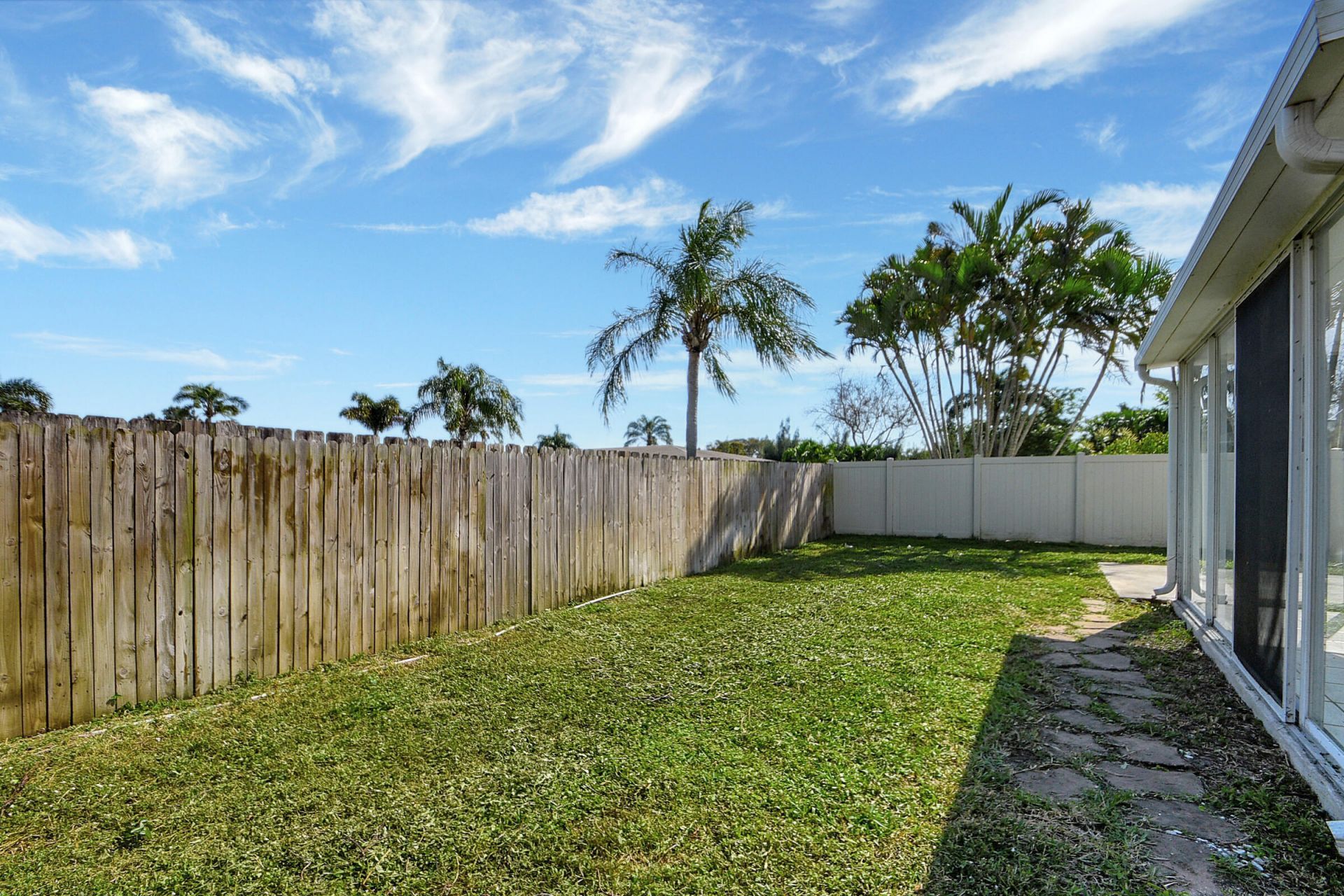 215 NW 40th Avenue, Delray Beach, FL 33445 Photo