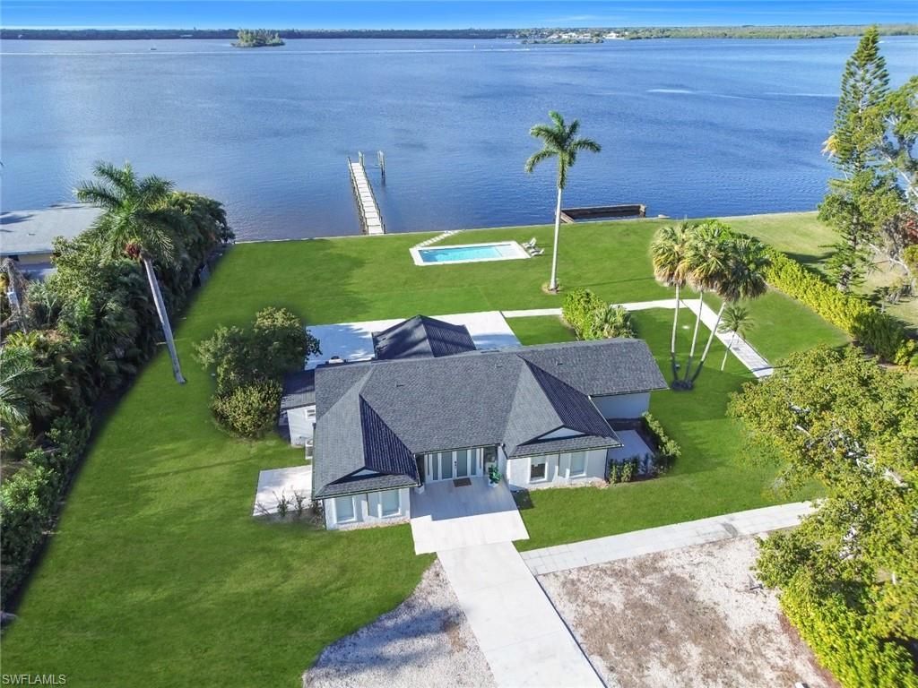 4369 Cypress Ln, Fort Myers, FL 33905 Photo