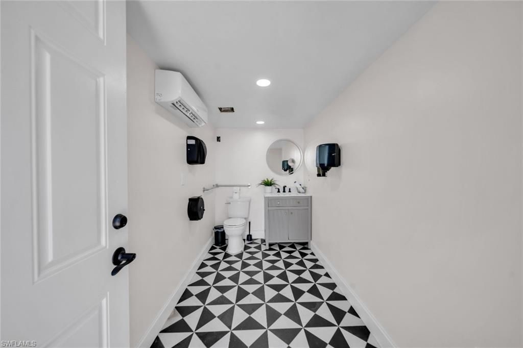 4369 Cypress Ln, Fort Myers, FL 33905 Photo