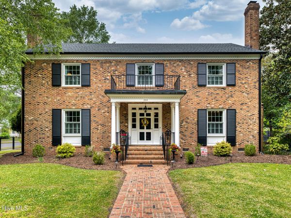 200 E Park Avenue, Tarboro, NC 27886