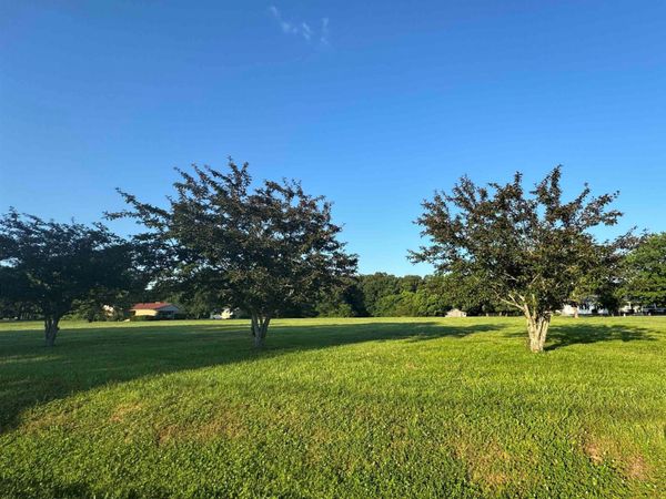 594 Watson Road , Jackson, TN 38305