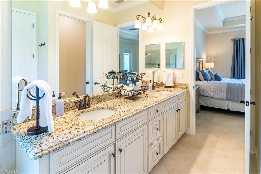 9372 Vercelli Ct , Naples, FL 34113 Photo