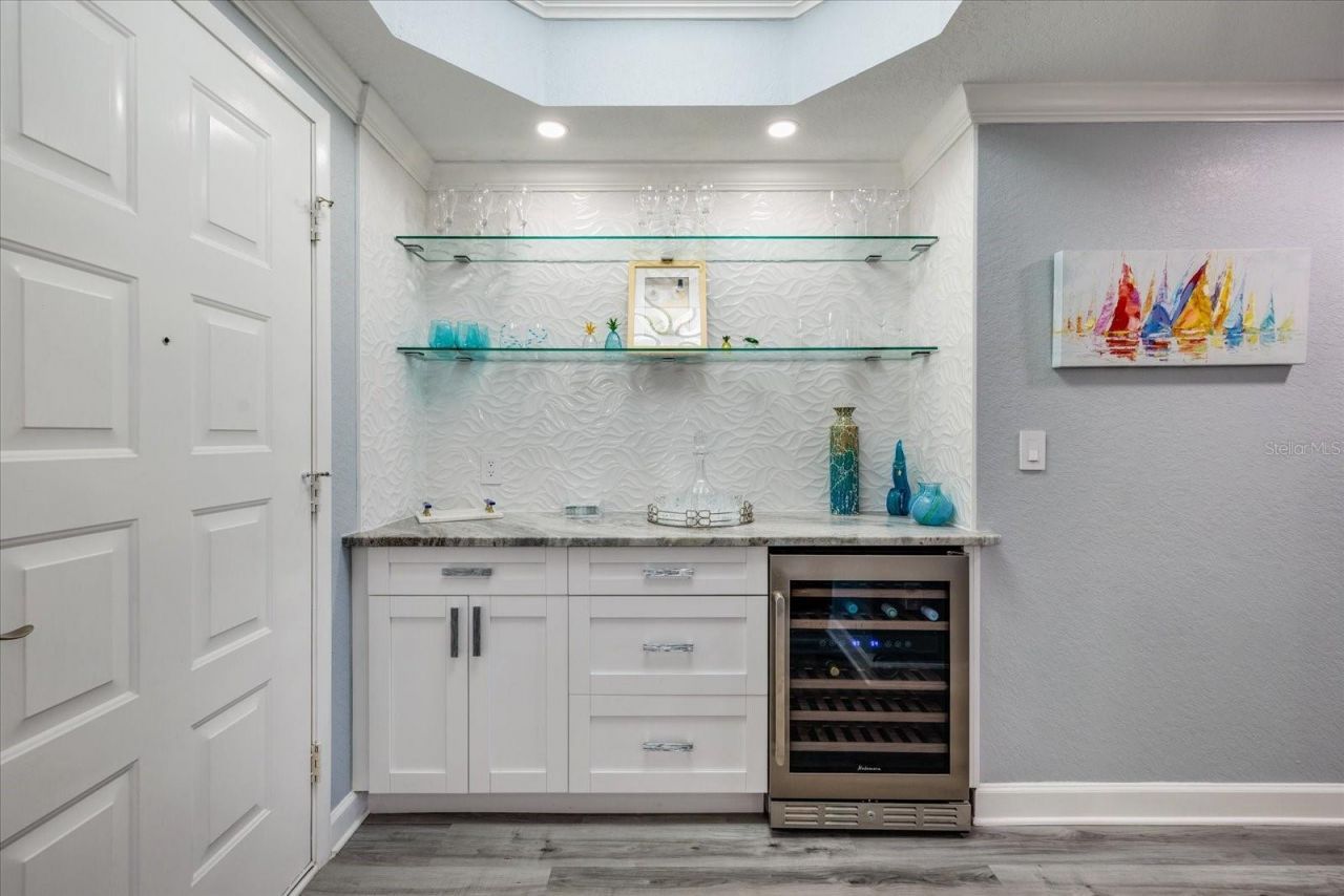 4801 Osprey Drive S, Unit 207, Saint Petersburg, FL 33711 Photo