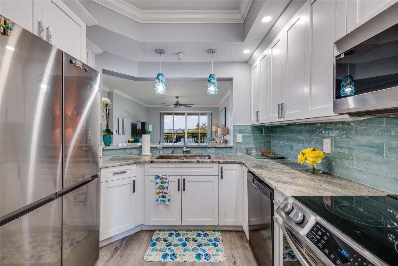 4801 Osprey Drive S, Unit 207, Saint Petersburg, FL 33711 Photo