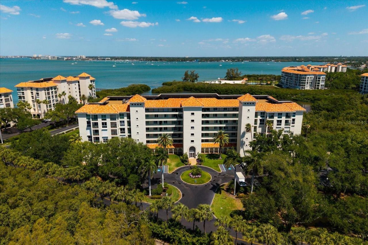4801 Osprey Drive S, Unit 207, Saint Petersburg, FL 33711 Photo