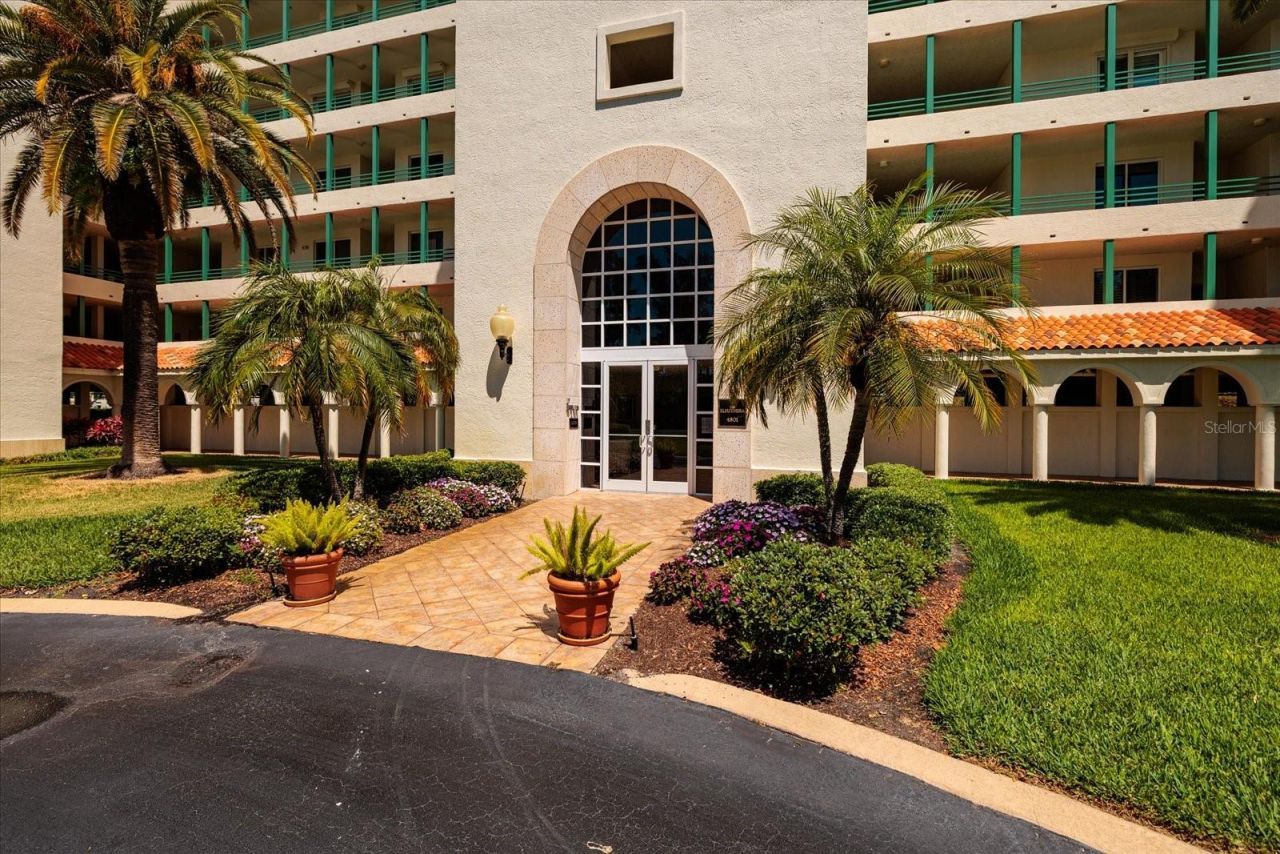4801 Osprey Drive S, Unit 207, Saint Petersburg, FL 33711 Photo