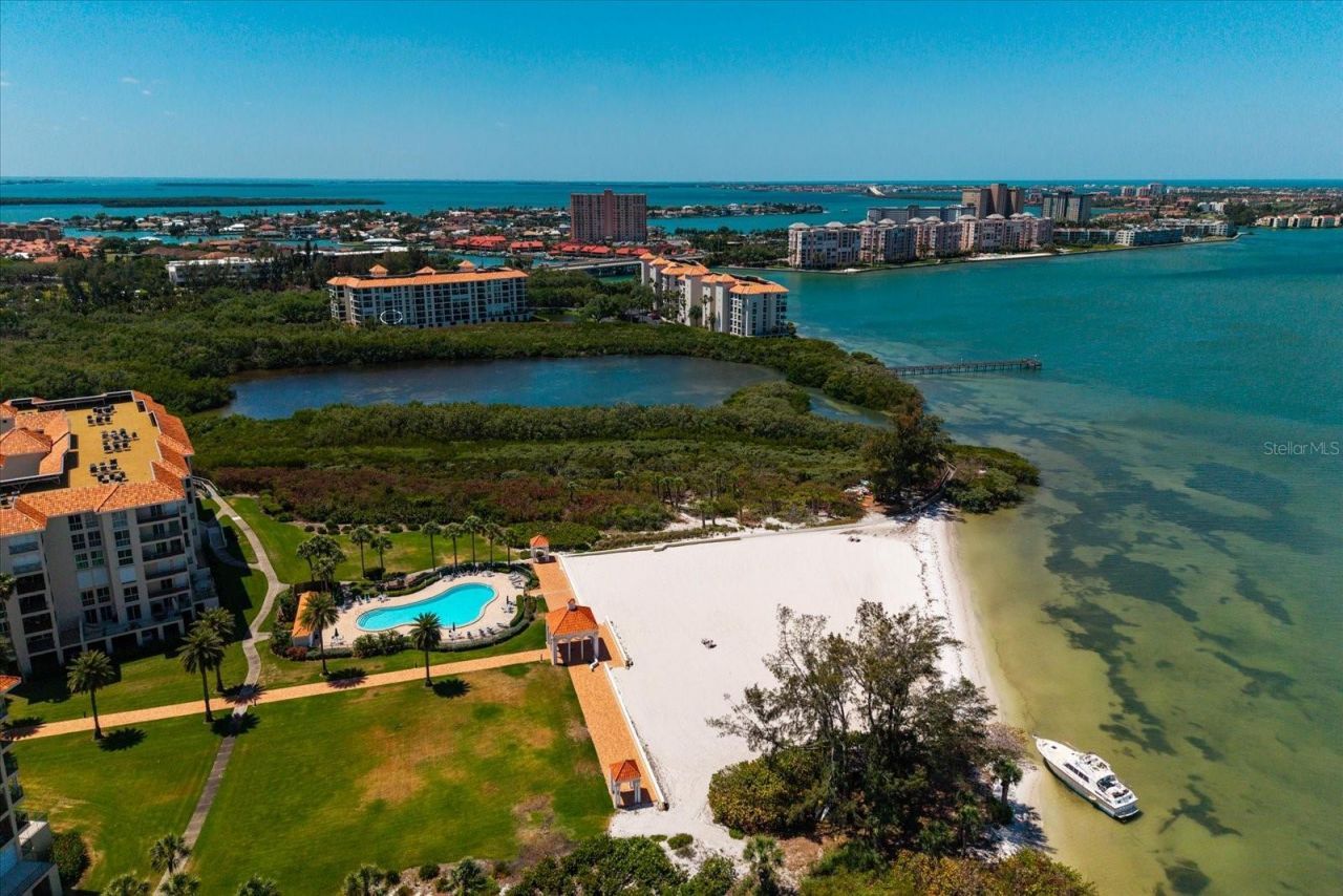 4801 Osprey Drive S, Unit 207, Saint Petersburg, FL 33711 Photo