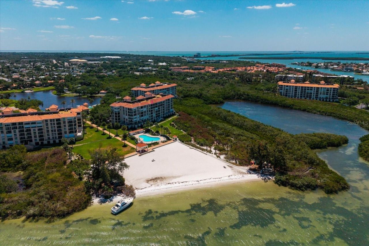 4801 Osprey Drive S, Unit 207, Saint Petersburg, FL 33711 Photo