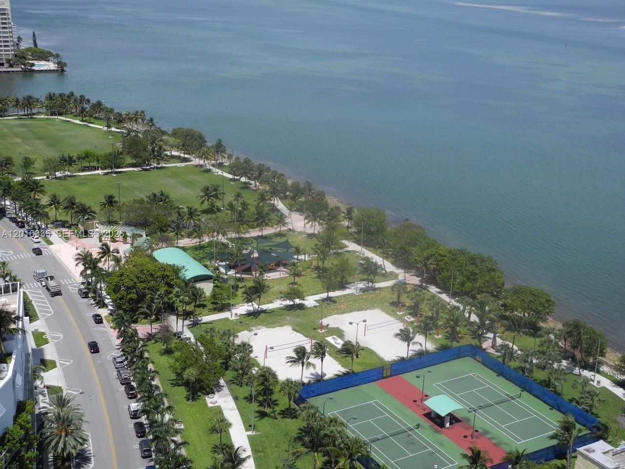 1717 N Bayshore Dr, Unit A-1431, Miami, FL 33132 Photo