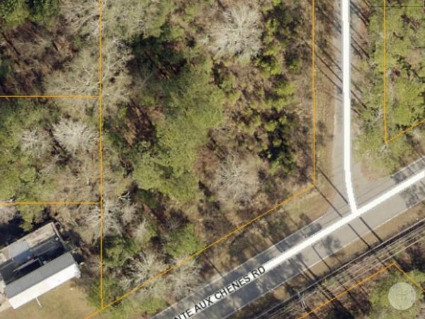 8202 Pointe Aux Chenes Road, Ocean Springs, MS 39564