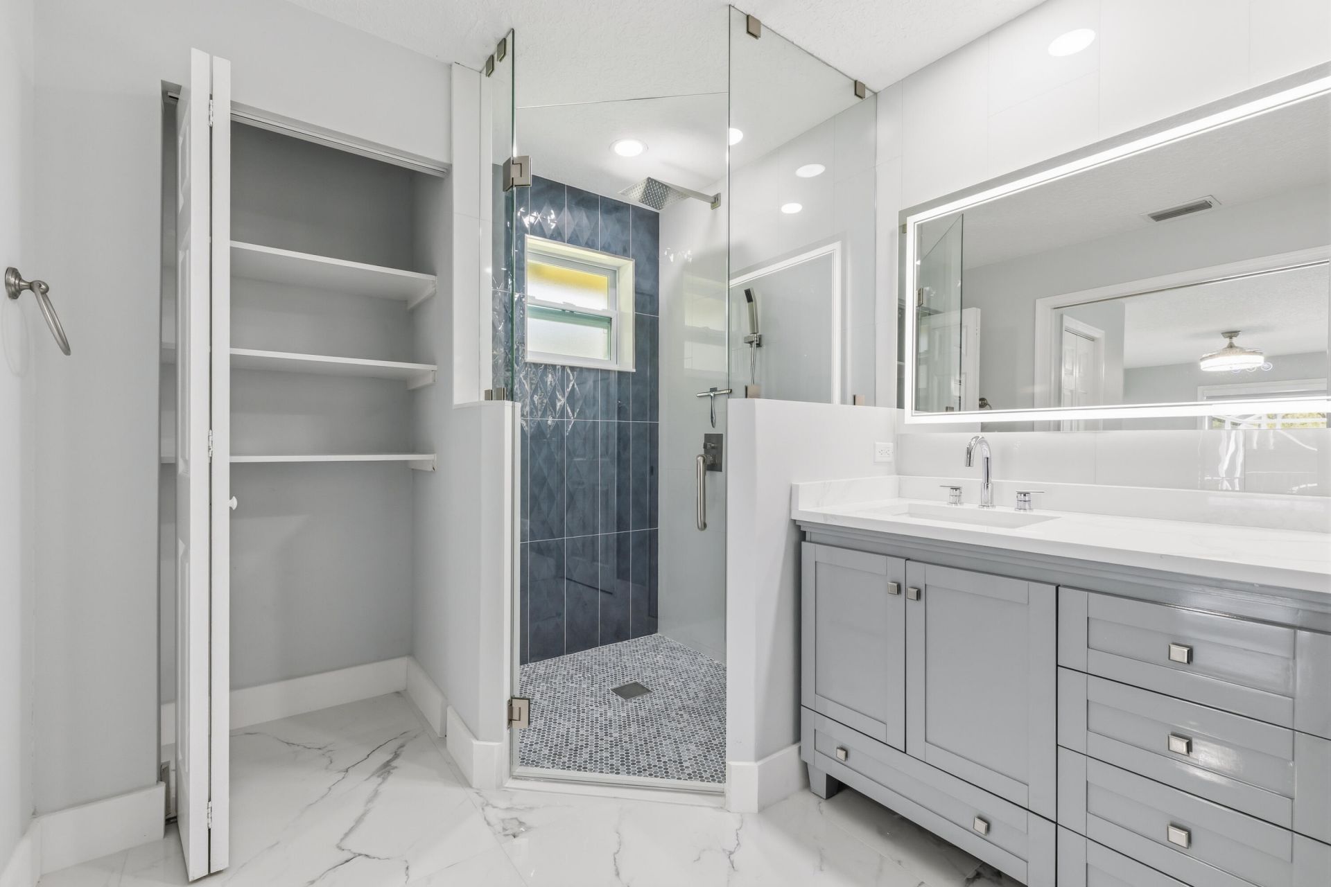 104 Oxford Court, Royal Palm Beach, FL 33411 Photo