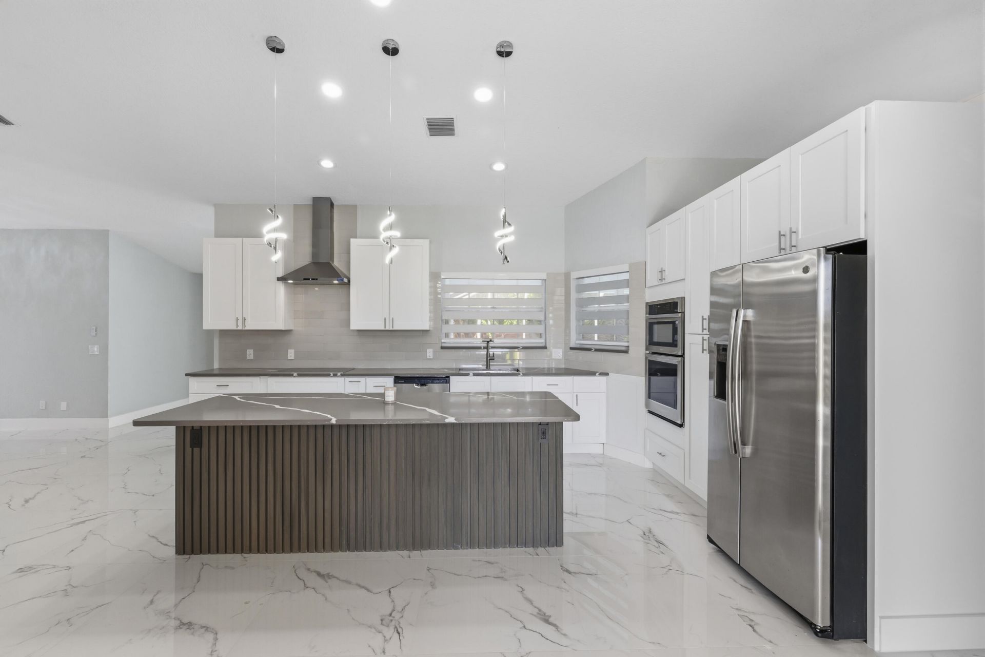 104 Oxford Court, Royal Palm Beach, FL 33411 Photo