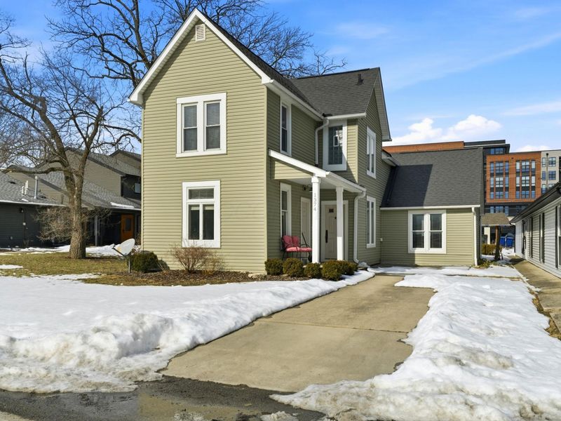 1374 Ida Avenue , Columbus, OH 43212 Photo 3